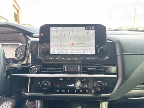 Used 2022 Nissan Pathfinder SL w/ SL Premium Package image 25