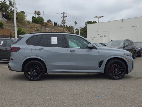 Used 2025 BMW X5 sDrive40i w/ M Sport Package RWD image 4