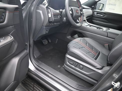 New 2026 Nissan Armada PRO-4X image 12