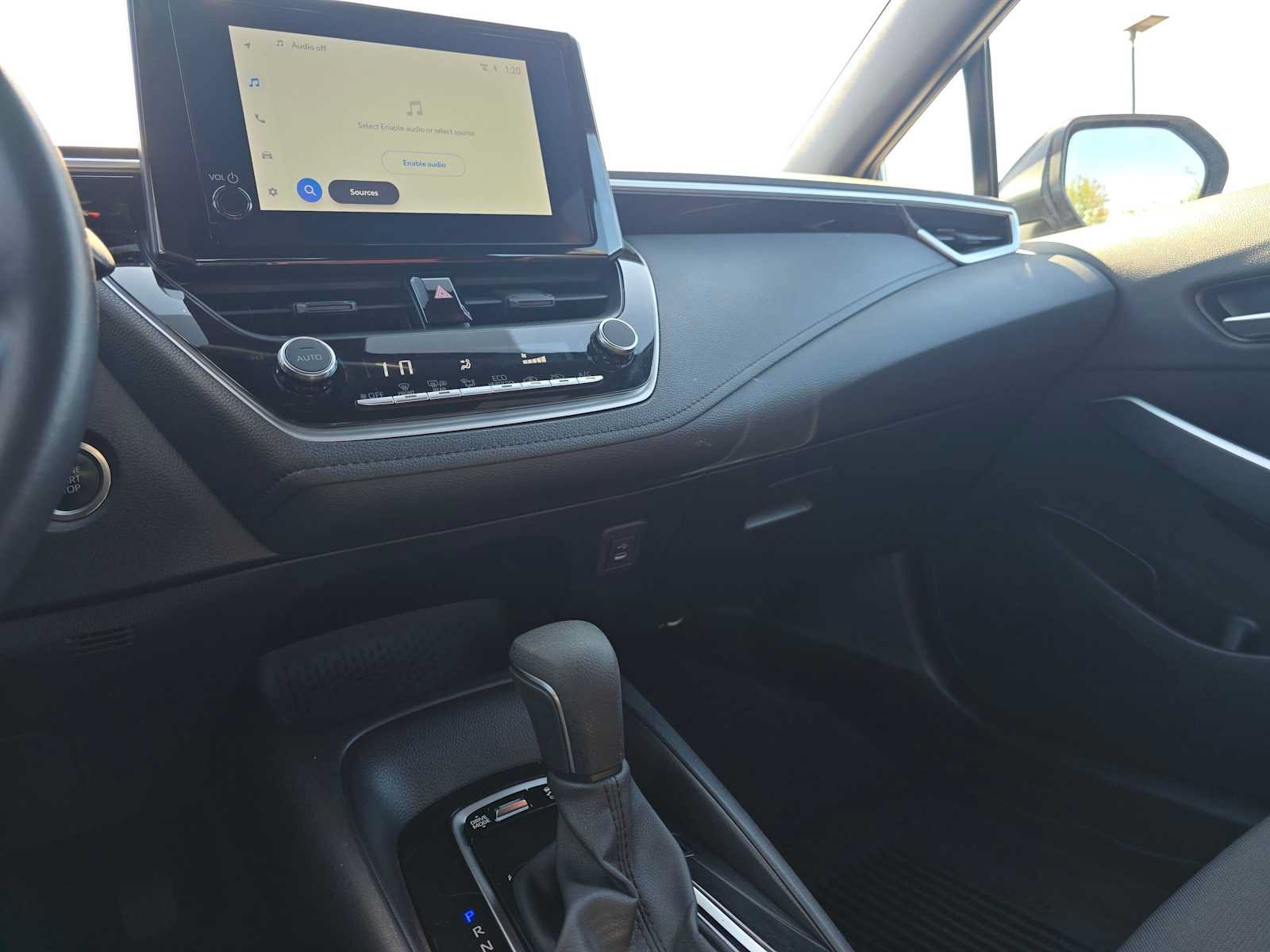 Certified 2024 Toyota Corolla SE w/ SE Convenience Package FWD image 35