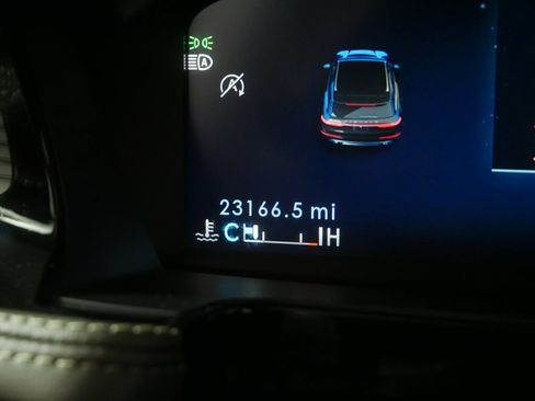 Used 2023 Lincoln Corsair Reserve w/ Towing Package AWD/4WD image 32