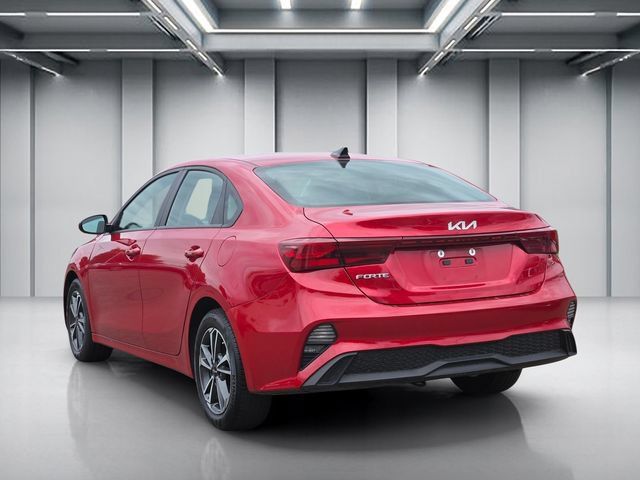 Certified 2024 Kia Forte LXS FWD image 6