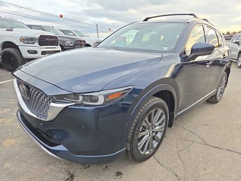 Used 2025 MAZDA CX-5 Signature image 2