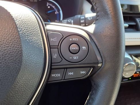 Used 2022 Toyota RAV4 Limited AWD/4WD image 69