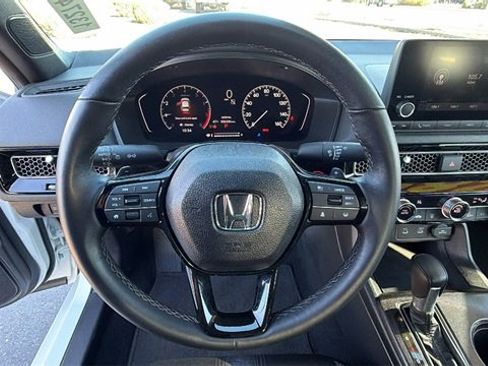 Used 2025 Honda Civic Sport image 25