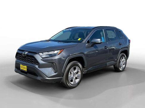 Used 2025 Toyota RAV4 LE AWD/4WD image 1