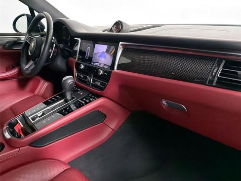 Certified 2023 Porsche Macan GTS AWD/4WD image 29