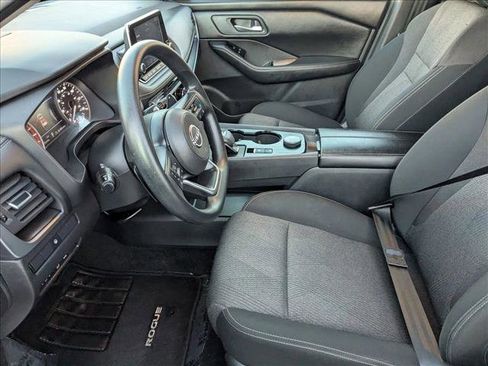 Used 2024 Nissan Rogue SV image 15