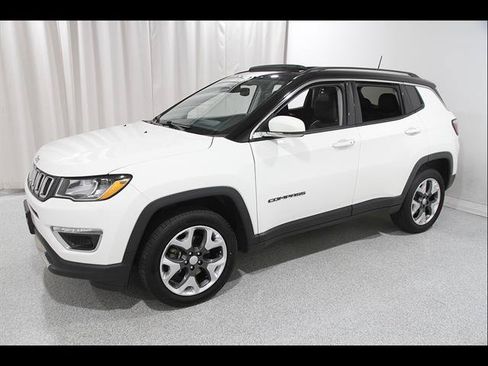 Used 2019 Jeep Compass Limited AWD/4WD image 3