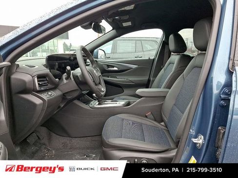 New 2026 Buick Envista Sport Touring w/ Convenience I Package FWD image 10