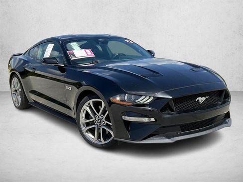 Used 2022 Ford Mustang GT Premium w/ Equipment Group 401A RWD image 11