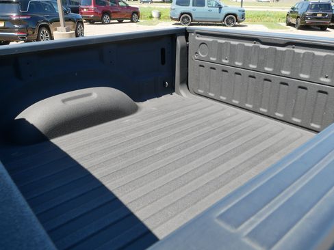 Used 2023 RAM 1500 Big Horn AWD/4WD image 35