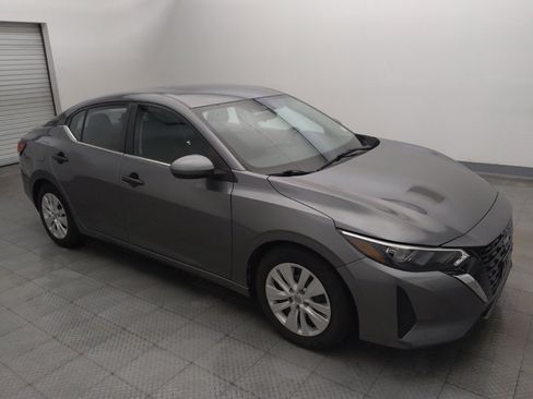 Used 2024 Nissan Sentra S FWD image 11