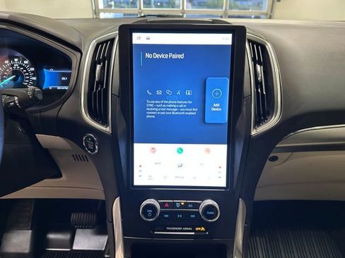 Used 2024 Ford Edge Titanium AWD/4WD image 11