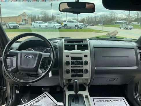 Used 2012 Ford Escape XLT image 11