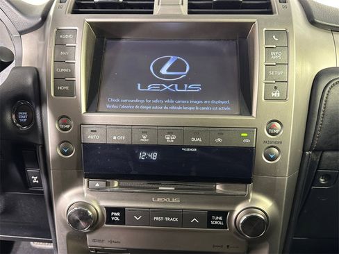 Used 2017 Lexus GX 460 w/ Navigation Package image 29