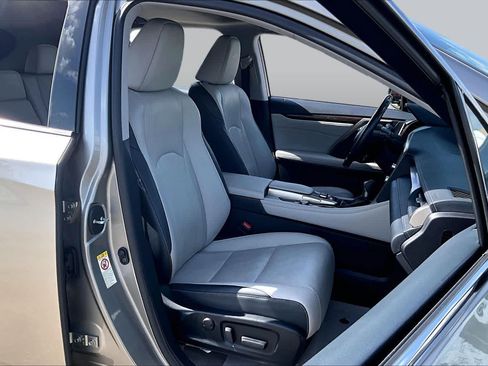 Used 2018 Lexus RX 350 FWD w/ Premium Package image 8