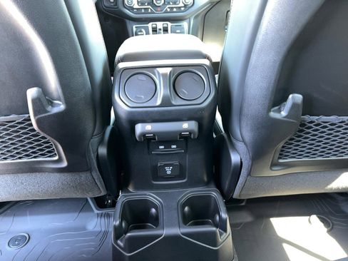 New 2025 Jeep Gladiator Rubicon image 27