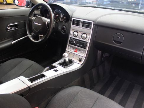 Used 2007 Chrysler Crossfire Coupe image 6