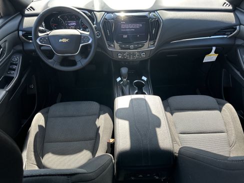 Used 2023 Chevrolet Traverse LT FWD image 22