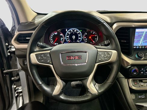 Used 2023 GMC Acadia Denali w/ Denali Technology Package AWD/4WD image 11