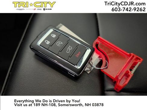 New 2026 Jeep Grand Cherokee Limited w/ Limited Altitude Package image 27