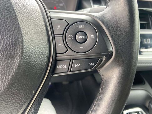 Used 2025 Toyota Corolla SE FWD image 33