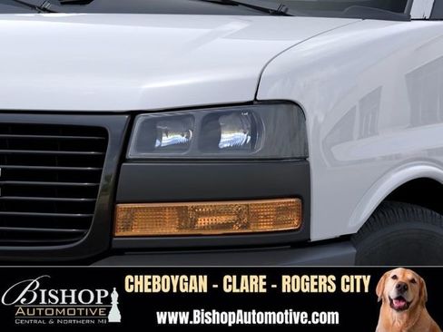 New 2026 GMC Savana 3500 w/ Driver Convenience Package RWD image 10