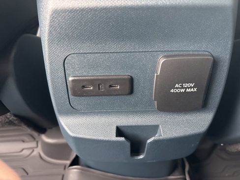 New 2026 Ford Maverick Lariat w/ Black Appearance Package image 30