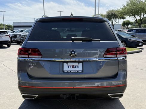 Used 2023 Volkswagen Atlas SE image 6