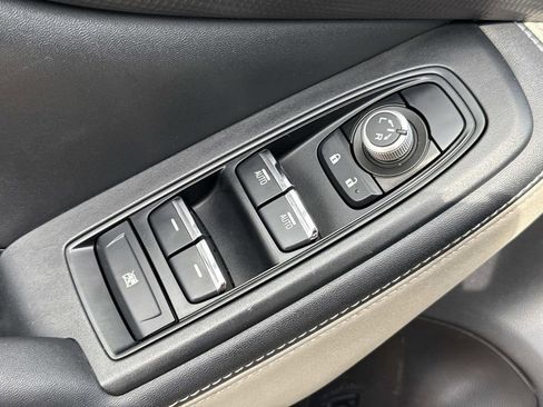 Used 2023 Subaru Forester Limited AWD/4WD image 23