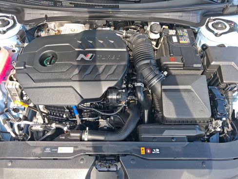 Used 2025 Hyundai Elantra N FWD image 9