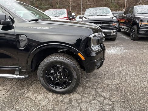 New 2025 Ford Ranger XLT w/ FX4 Off-Road Package image 2