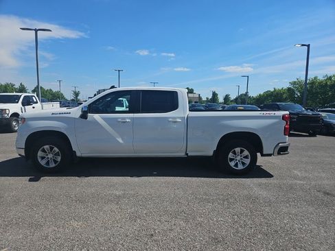 Used 2023 Chevrolet Silverado 1500 LT w/ Protection Package AWD/4WD image 4