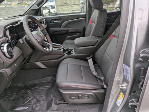 New 2026 Chevrolet Colorado Z71 w/ Technology Package image 11