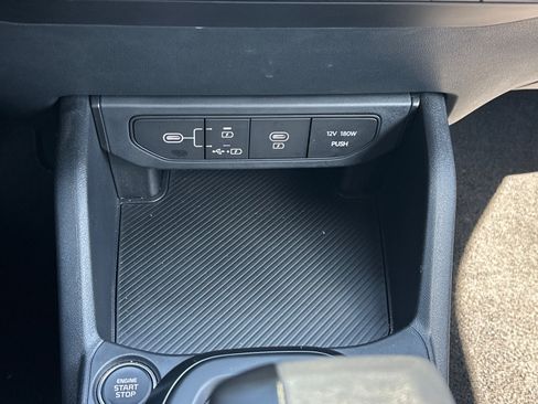 Used 2025 Kia K4 LXS image 14