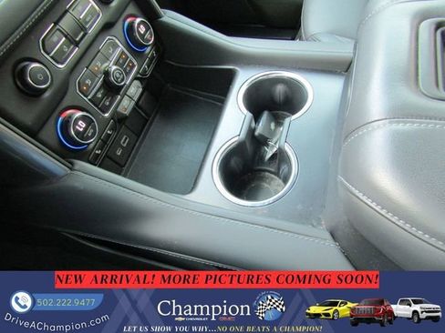 Used 2023 Chevrolet Suburban Z71 AWD/4WD image 19