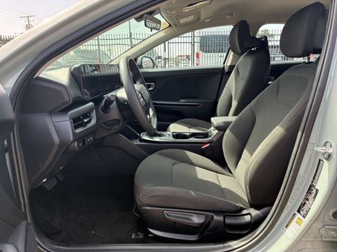 Used 2026 Kia K4 FWD image 23