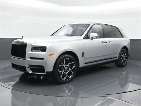 Certified 2021 Rolls-Royce Cullinan Black Badge AWD/4WD image 1