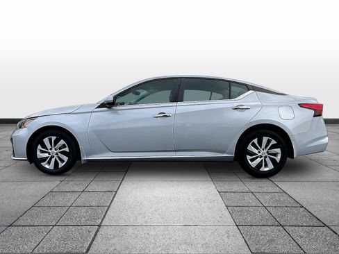 Certified 2023 Nissan Altima 2.5 S FWD image 8