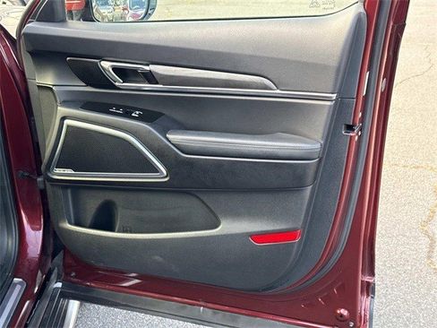 Certified 2023 Kia Telluride SX X-Line image 8