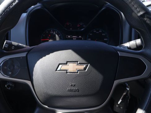 Used 2018 Chevrolet Colorado W/T w/ WT Convenience Package RWD image 17