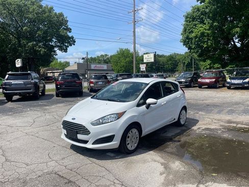 Used 2014 Ford Fiesta S FWD image 1