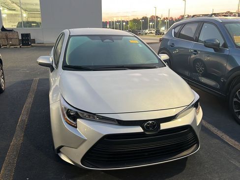 Certified 2024 Toyota Corolla LE image 5