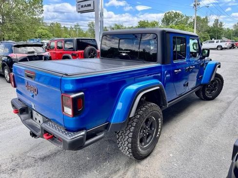Used 2022 Jeep Gladiator Rubicon w/ Cold Weather Group AWD/4WD image 5
