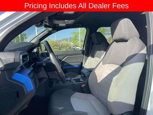 Used 2024 Toyota Tacoma TRD Off-Road AWD/4WD image 19