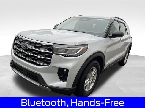 New 2026 Ford Explorer Active w/ Active Comfort Package RWD image 4