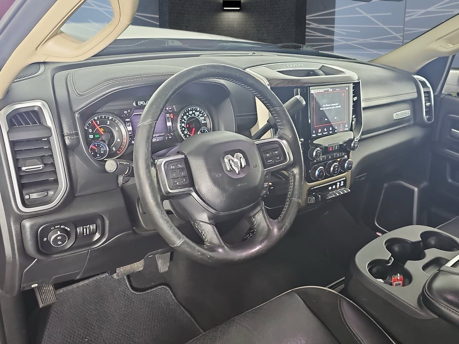 Used 2019 RAM 2500 Laramie AWD/4WD image 12