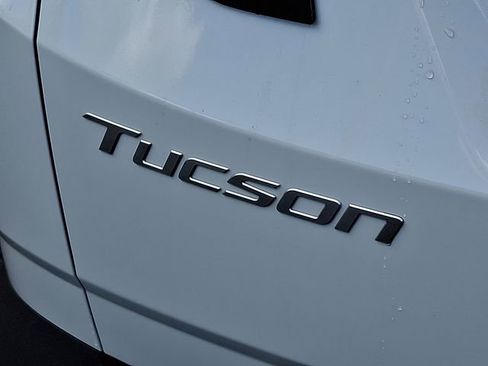 New 2026 Hyundai Tucson SE image 6