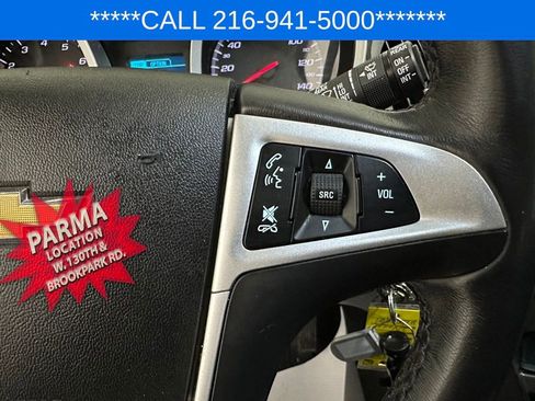 Used 2017 Chevrolet Equinox LT w/ Convenience Package image 12